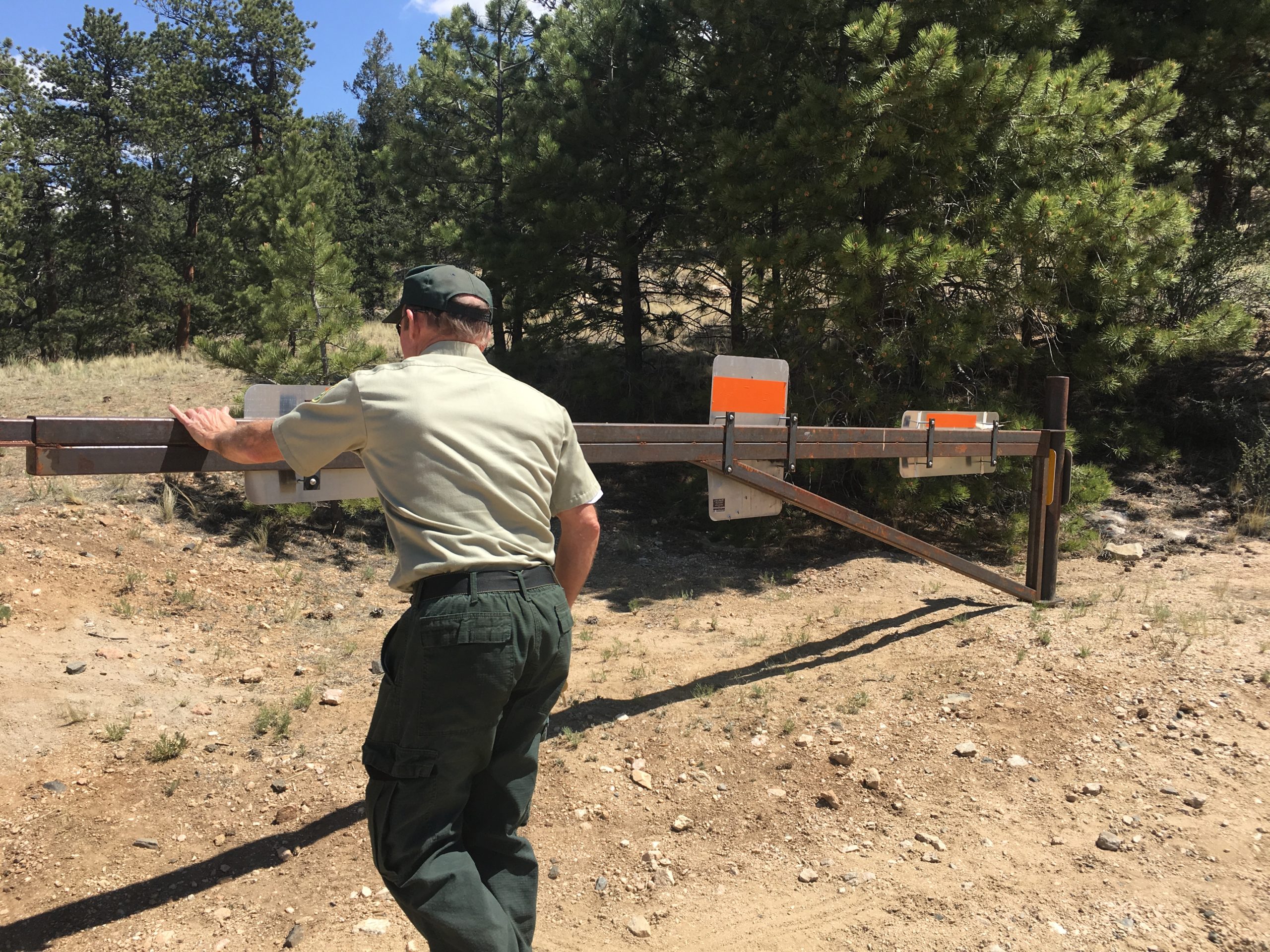 China Wall Seasonal Gate Opening